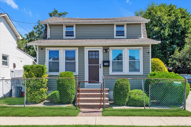 $685,000 | 103 Oakley Avenue, Elmont, NY 11003