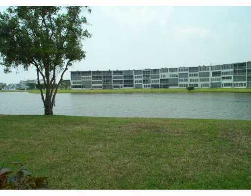 3041 Wolverton C Boca Raton, FL 33434 - Photo 1 of 1 Primary Photo