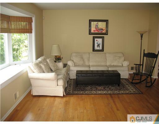 7 Alexander Road East Brunswick, NJ 08816 - Photo 3 of 9 Gallery Image 3