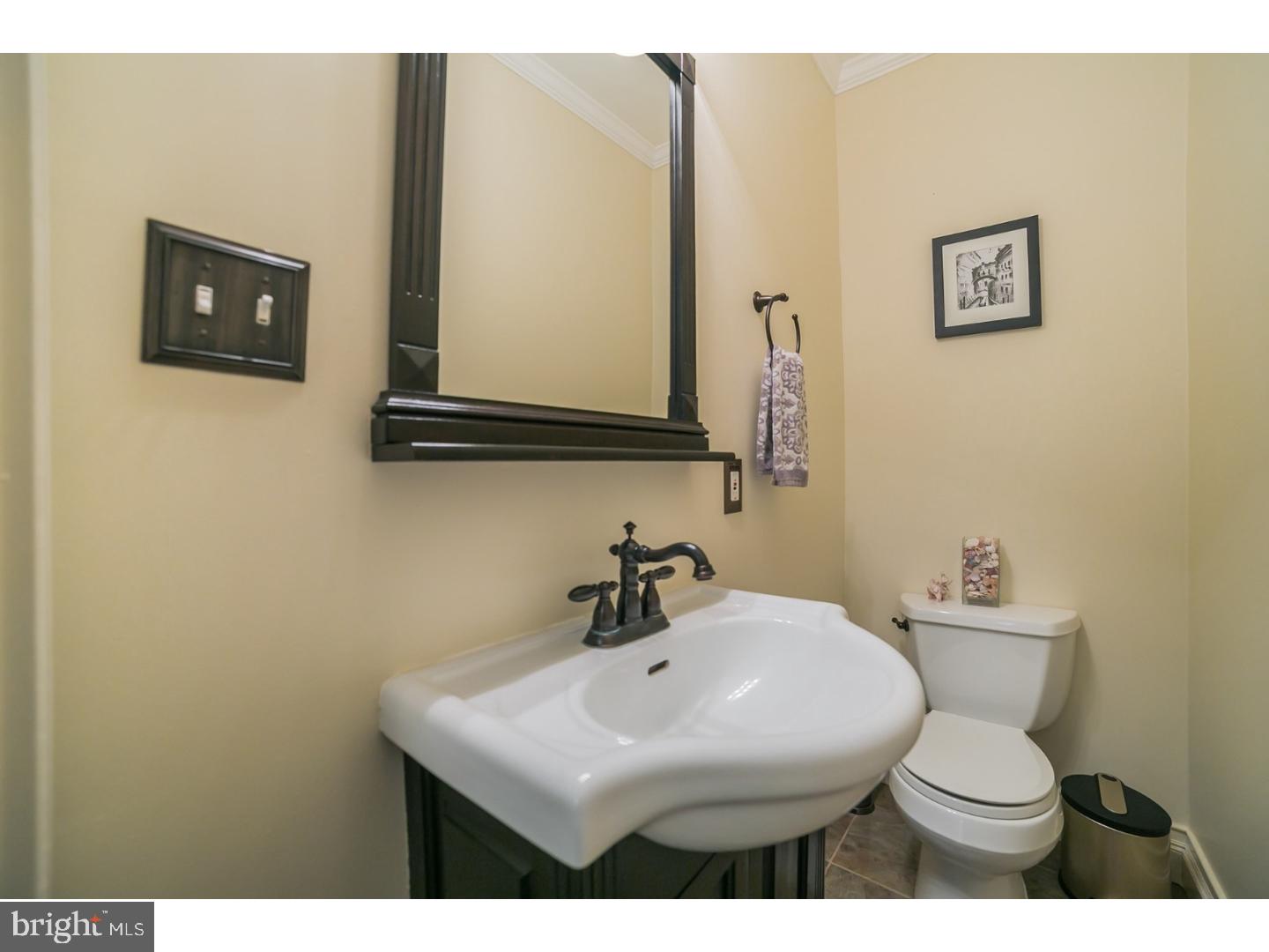 2705 Cowpath Road Hatfield, PA 19440 - Photo 7 of 24 Gallery Image 7