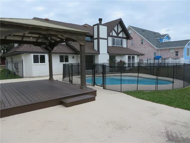 $525,000 | 150 Villere Drive, Destrehan, LA 70047