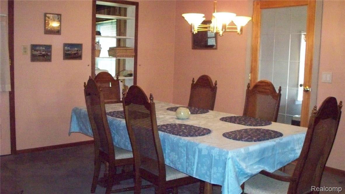 2820 South Elba Road Lapeer, MI 48446 - Photo 7 of 52 100_0688.JPG