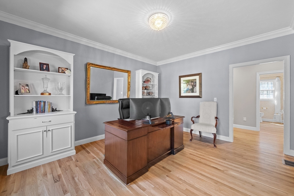 7 Daniel Shays Road Hopkinton, MA 01748 - Photo 20 of 42