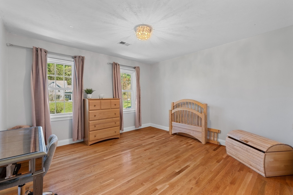 7 Daniel Shays Road Hopkinton, MA 01748 - Photo 31 of 42