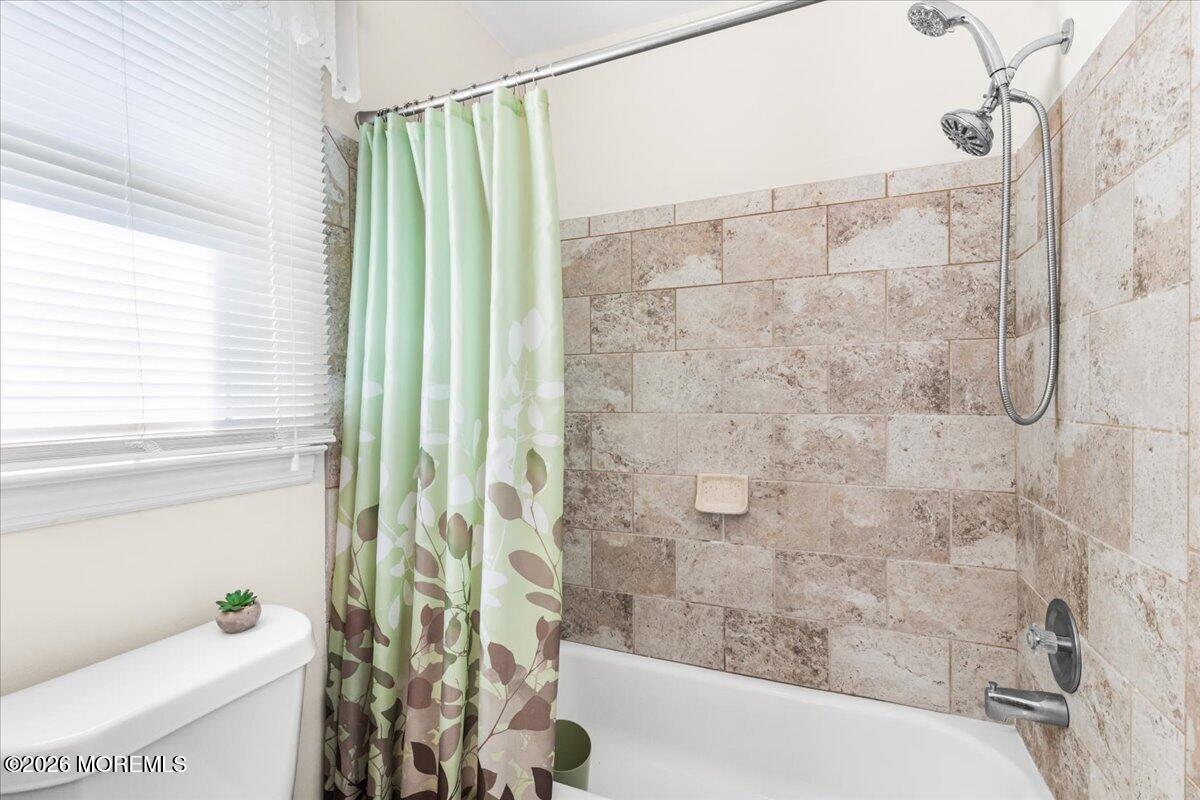 4 Phillips Road Brick, NJ 08724 - Photo 18 of 43 Full Bath