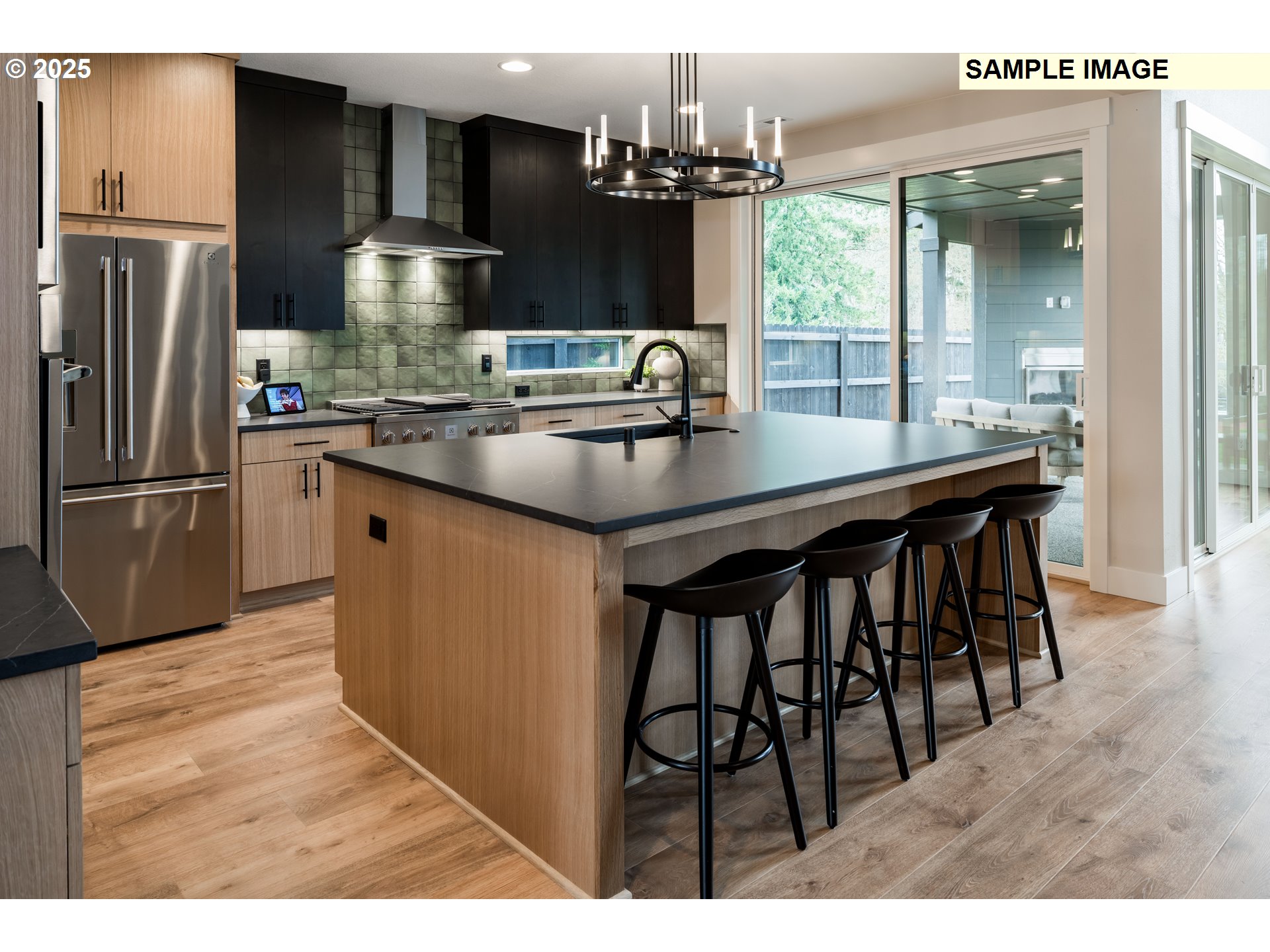 1124 North Helens Vw Drive Ridgefield, WA 98642 - Photo 11 of 39 Kitchen