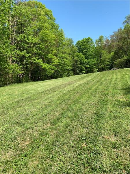 3161 Baker School Road Irwin, PA 15642 - Photo 5 of 15 Gallery Image 5