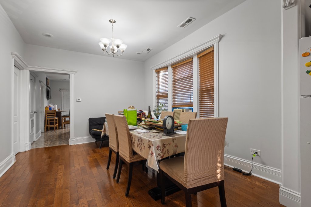 625 North Ridgeway Avenue Chicago, IL 60624 - Photo 17 of 24 Gallery Image 17