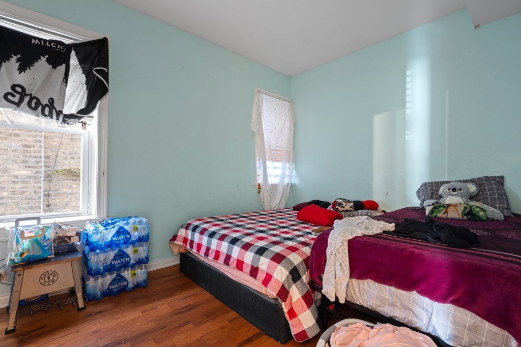 625 North Ridgeway Avenue Chicago, IL 60624 - Photo 9 of 24 Gallery Image 9