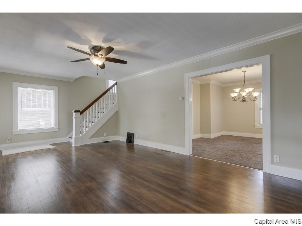 448 West Cook Street Springfield, IL 62704 - Photo 3 of 36