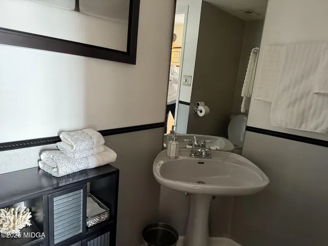 $299,900 | 4620 South Stratford Oaks Drive, Macon, GA 31210