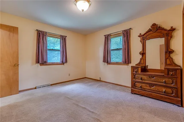 $465,000 | 7497 Nickel Road, Mound City, KS 66056