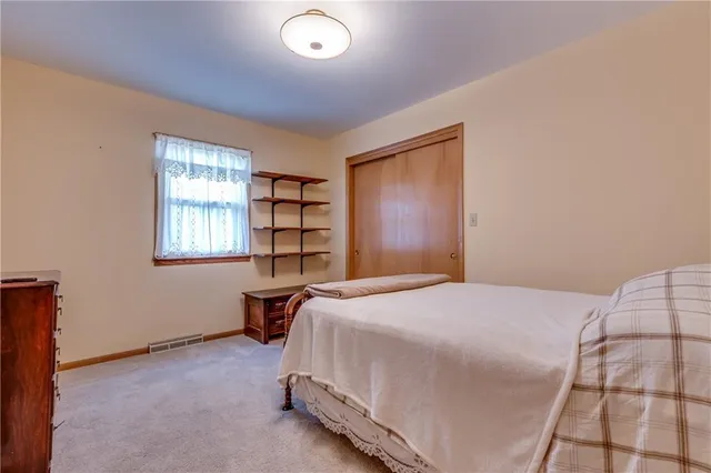 $465,000 | 7497 Nickel Road, Mound City, KS 66056