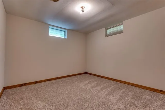 $465,000 | 7497 Nickel Road, Mound City, KS 66056