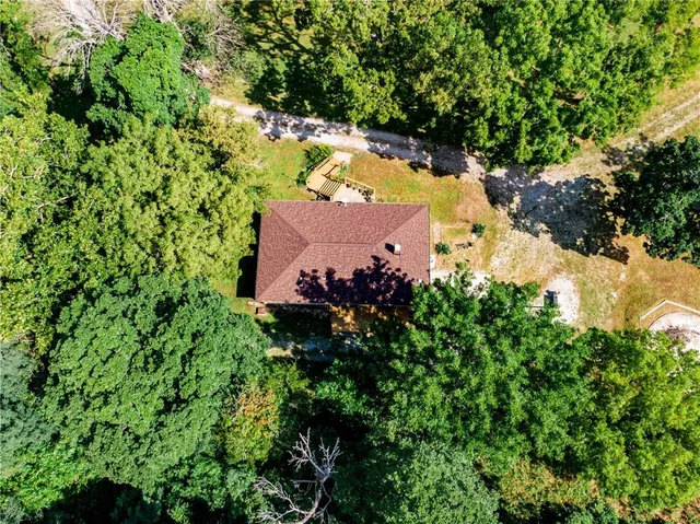 $465,000 | 7497 Nickel Road, Mound City, KS 66056