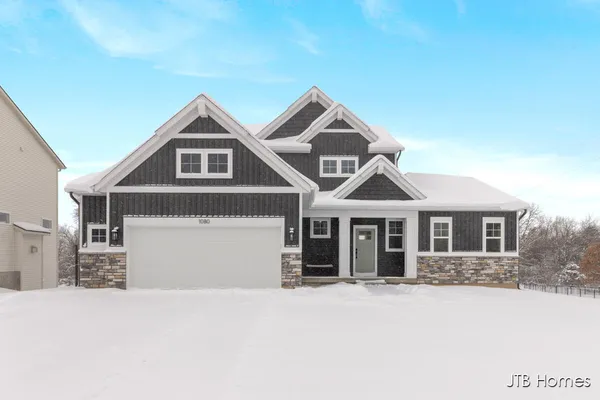 $589,900 | 1080 North Washington Street, Lowell, MI 49331