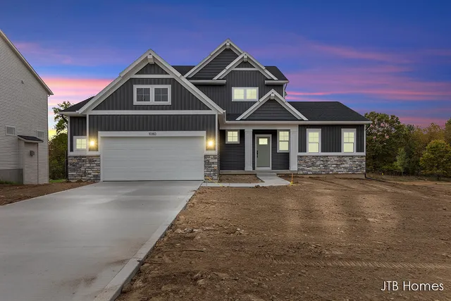 $589,900 | 1080 North Washington Street, Lowell, MI 49331