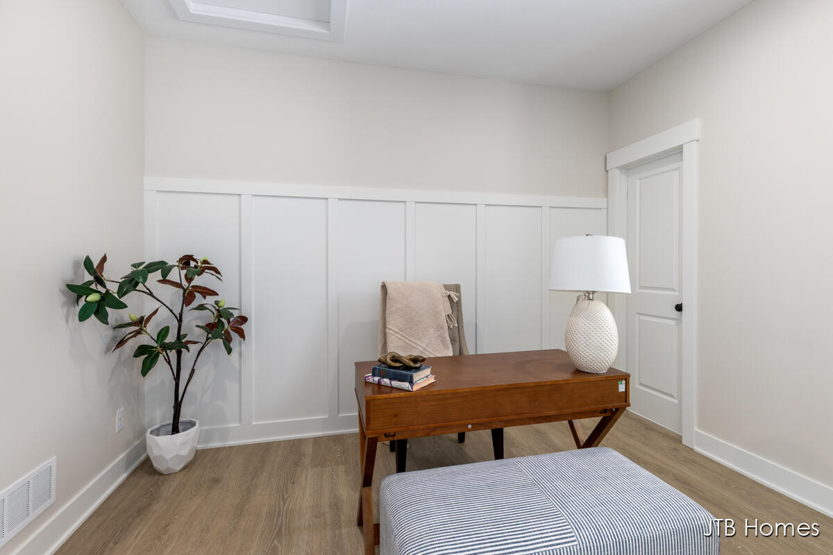 1080 North Washington Street Lowell, MI 49331 - Photo 14 of 23 9 FR_Sycamore_1011