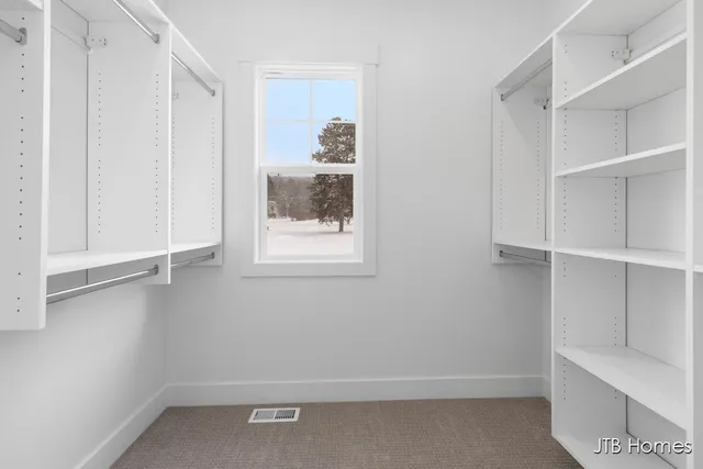 $589,900 | 1080 North Washington Street, Lowell, MI 49331