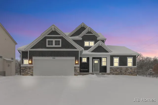 $589,900 | 1080 North Washington Street, Lowell, MI 49331