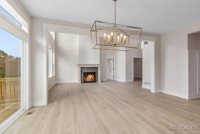 $589,900 | 1080 North Washington Street, Lowell, MI 49331