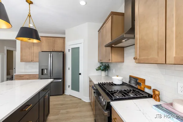 $570,000 | 1080 North Washington Street, Lowell, MI 49331