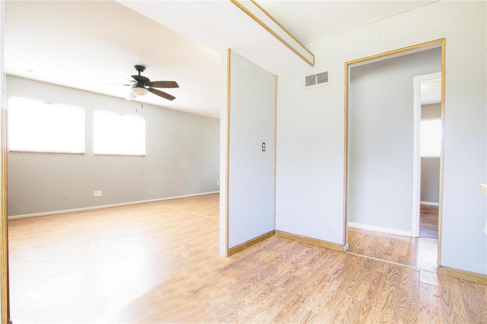 715 Mullanphy Road Florissant, MO 63031 - Photo 8 of 22 Gallery Image 8