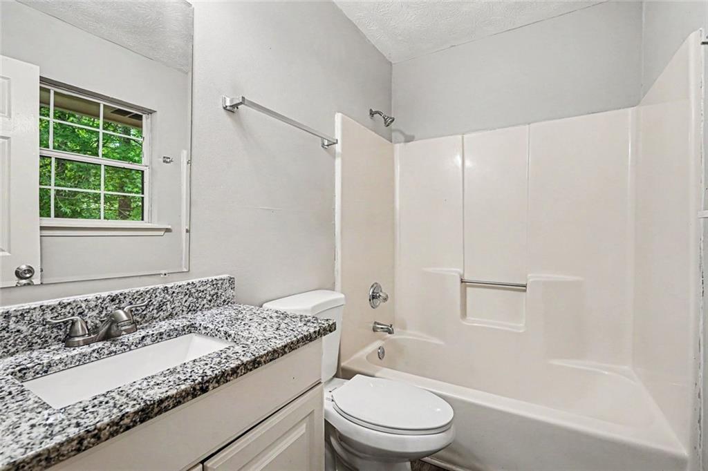 2292 Wilkins Cove Decatur, GA 30035 - Photo 13 of 18