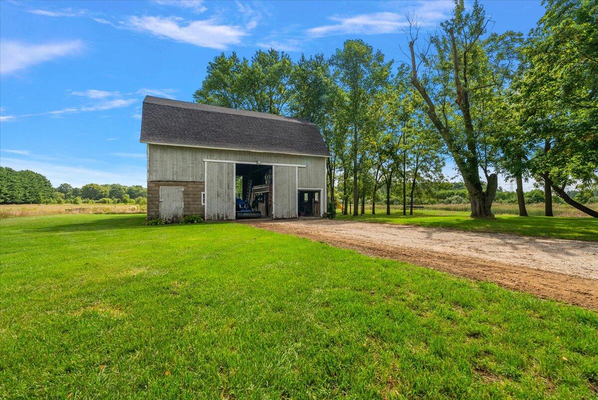 8351 Jericho Road Bridgman, MI 49106 - Photo 35 of 50