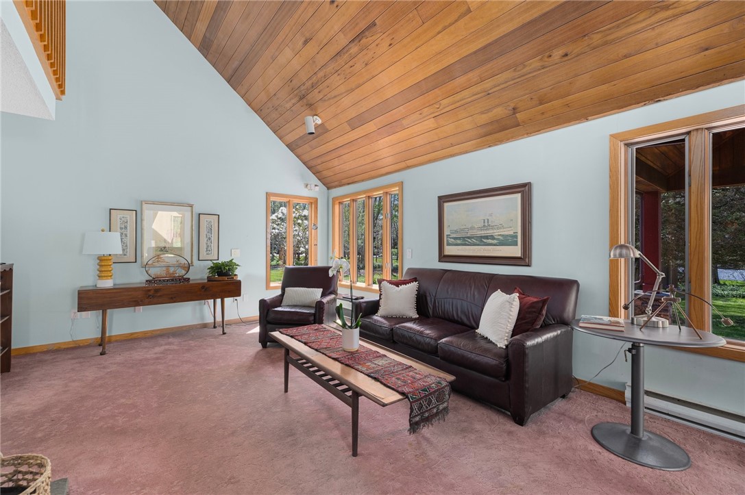 589 East Shore Road Jamestown, RI 02835 - Photo 5 of 46