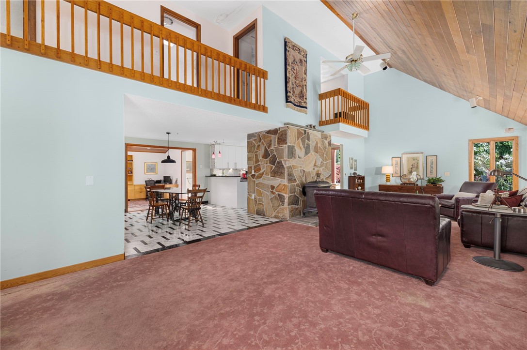 589 East Shore Road Jamestown, RI 02835 - Photo 9 of 46