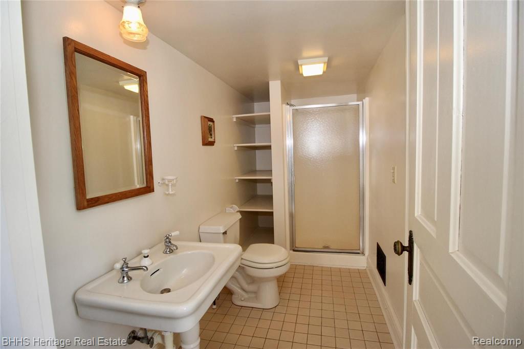 2250 Faussett Road Howell, MI 48855 - Photo 19 of 49