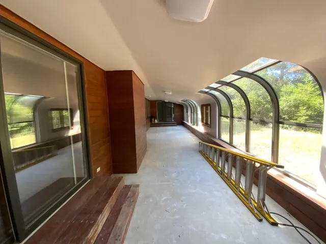 a view of an entryway