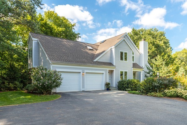 4 Russell Road Lexington, MA 02420 - Photo 2 of 30