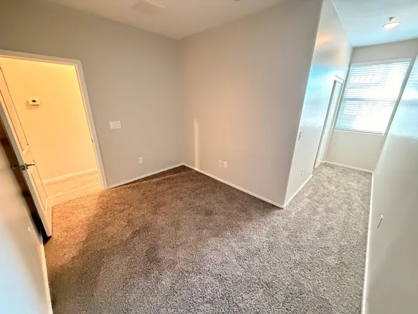 $1,799 | 2348 East Huntington Drive, Phoenix, AZ 85040