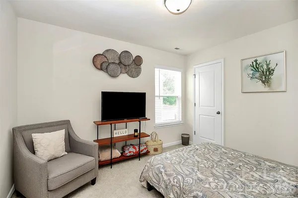 $2,395 | 225 Kingston Drive, Mount Holly, NC 28120