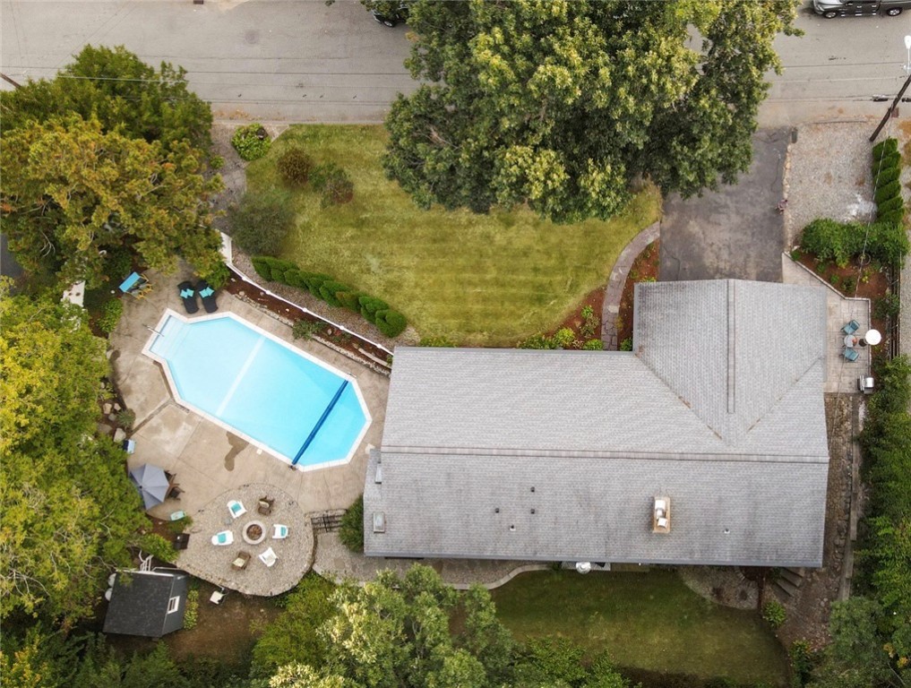 149 Cumberland Road Warwick, RI 02886 - Photo 6 of 44