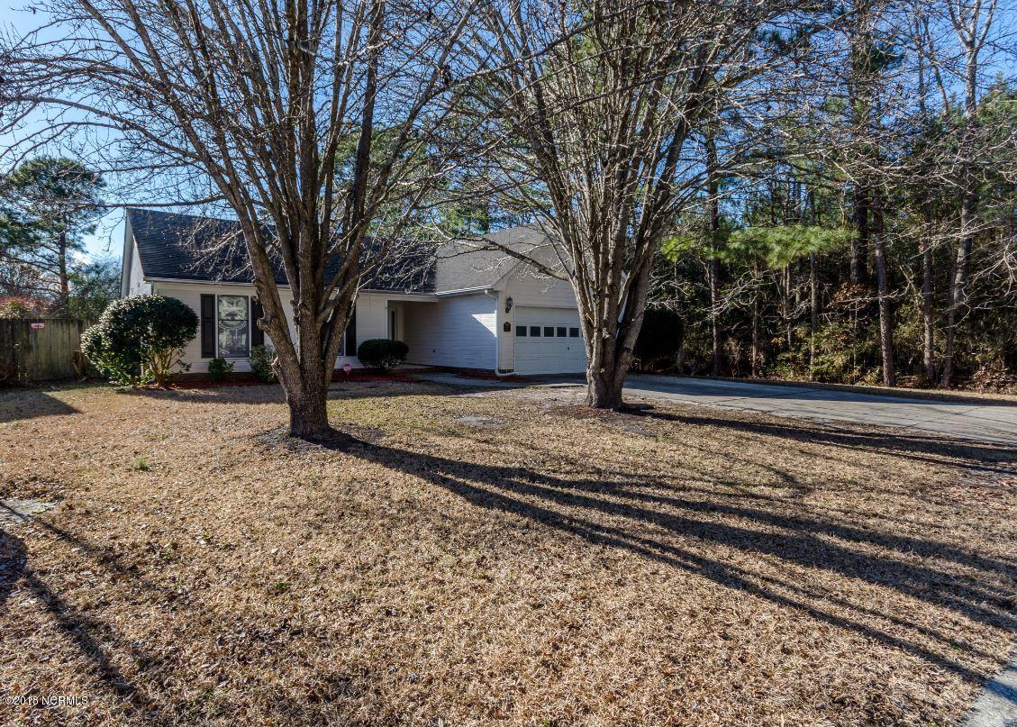 305 Raintree Circle Jacksonville, NC 28540 - Photo 1 of 31 MAIN