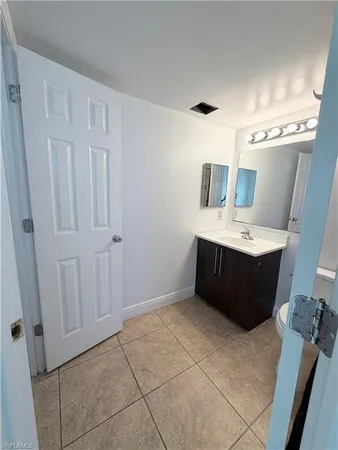 $1,750 | 190 Santa Clara Drive, Unit 190, Naples, FL 34104