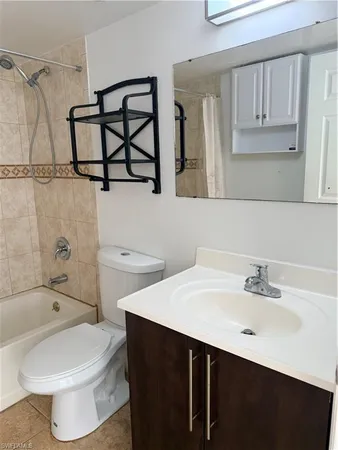 $1,750 | 190 Santa Clara Drive, Unit 190, Naples, FL 34104