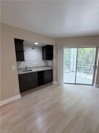 $1,750 | 190 Santa Clara Drive, Unit 190, Naples, FL 34104