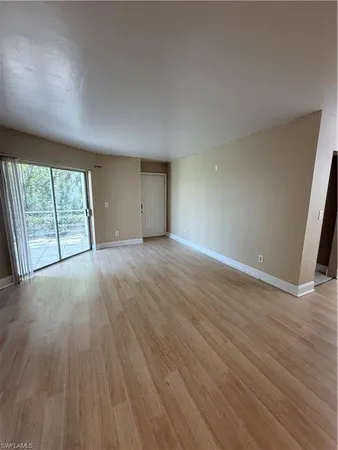 $1,750 | 190 Santa Clara Drive, Unit 190, Naples, FL 34104