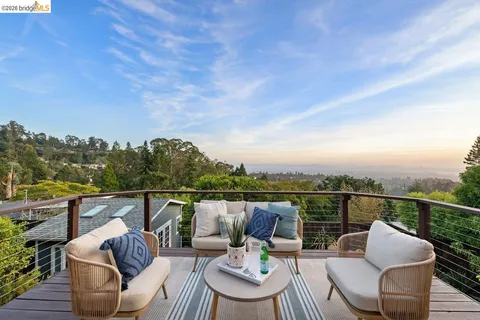$1,398,000 | 7008 Thornhill Drive, Oakland, CA 94611