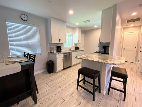 $1,350 | 33 North Hobson, Unit B, Mesa, AZ 85203