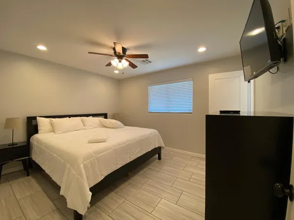 $1,350 | 33 North Hobson, Unit B, Mesa, AZ 85203