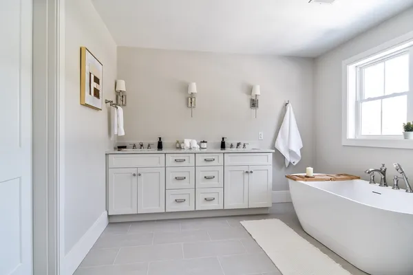 $1,645,000 | 79 Speen Street, Natick, MA 01760