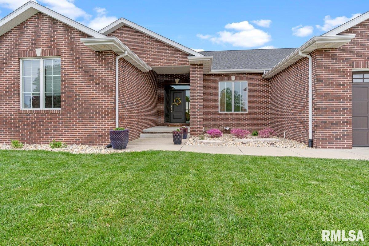 113 Ramblewood Road Chatham, IL 62629 - Photo 4 of 43 Gallery Image 4