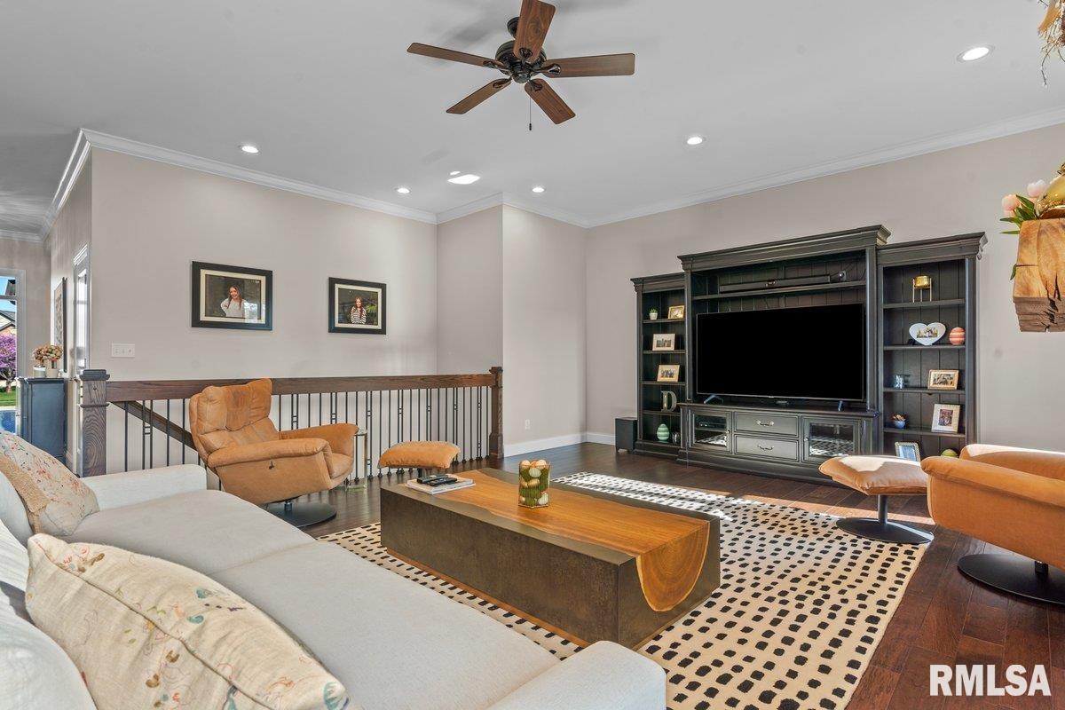 113 Ramblewood Road Chatham, IL 62629 - Photo 10 of 43 Gallery Image 10