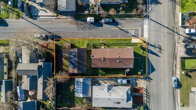 $379,000 | 309 East Valley Street, Willits, CA 95490