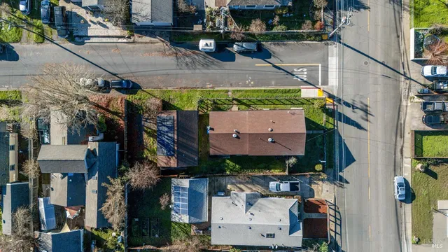 $379,000 | 309 East Valley Street, Willits, CA 95490